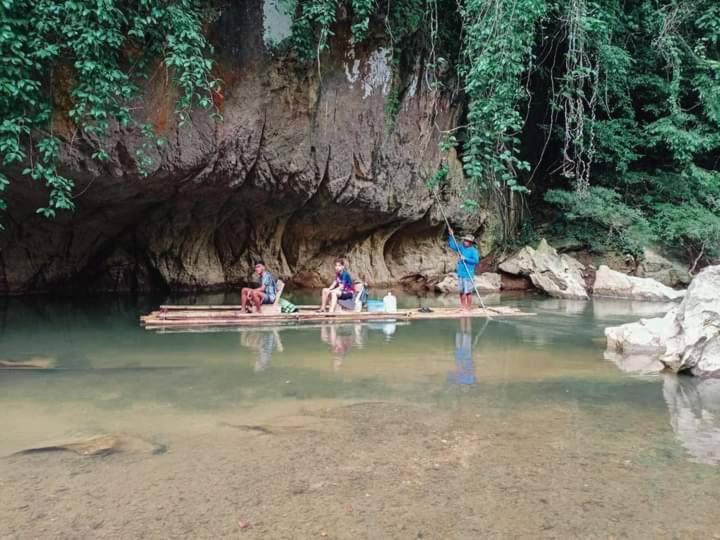 Billion Views Khaosok Homestay Khao Sok National Park Exterior foto
